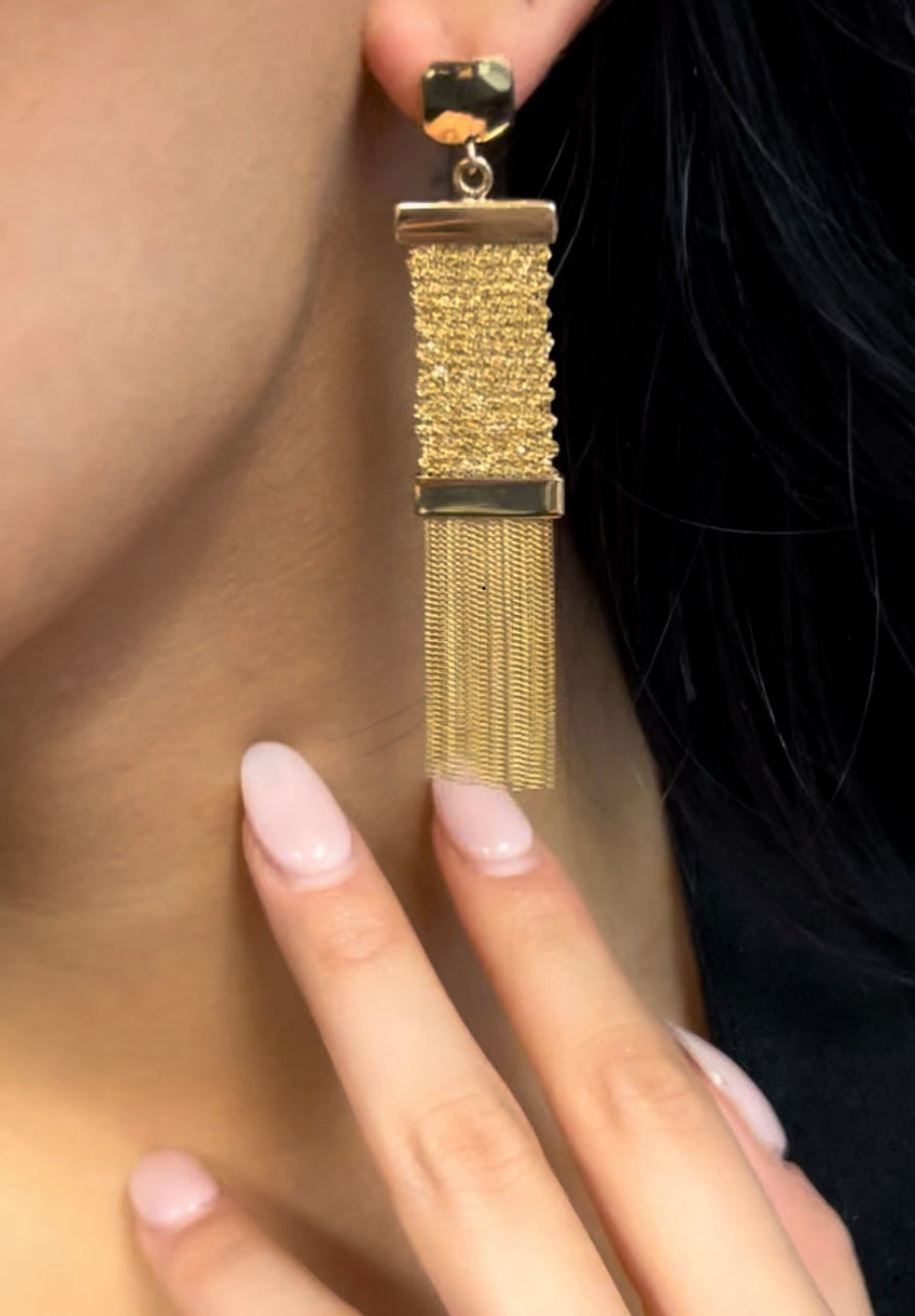 14 Karat Yellow Gold Dangling Earrings