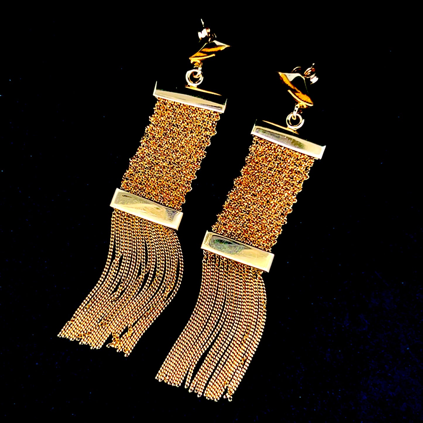 14 Karat Yellow Gold Dangling Earrings
