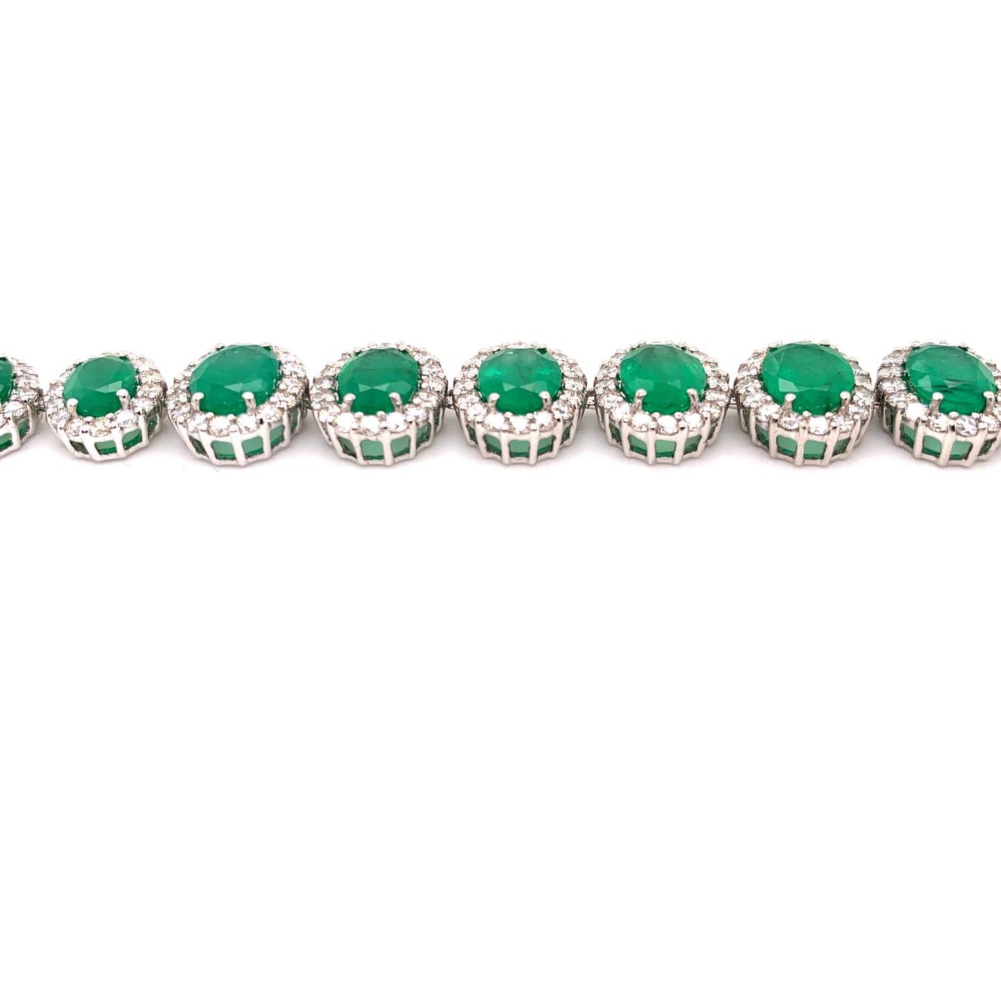 37.73 Carats Emerald Diamond Necklace Set