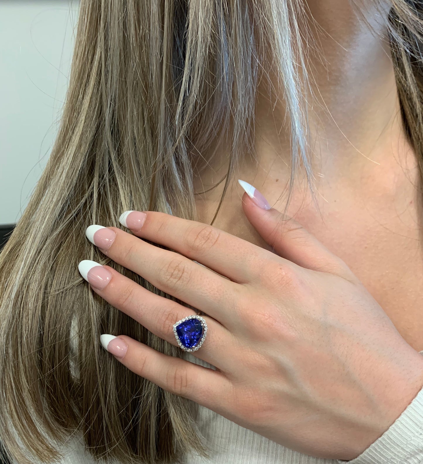 Tanzanite Diamond Cocktail Ring