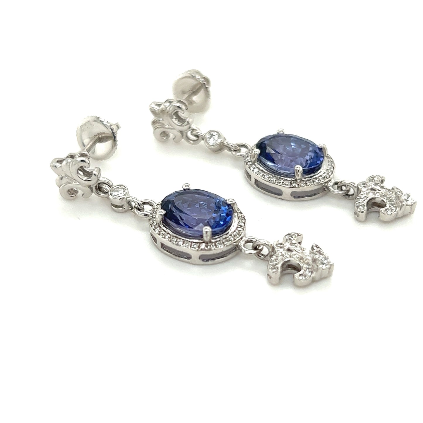 4.08 Carats Tanzanite Dangling Earrings
