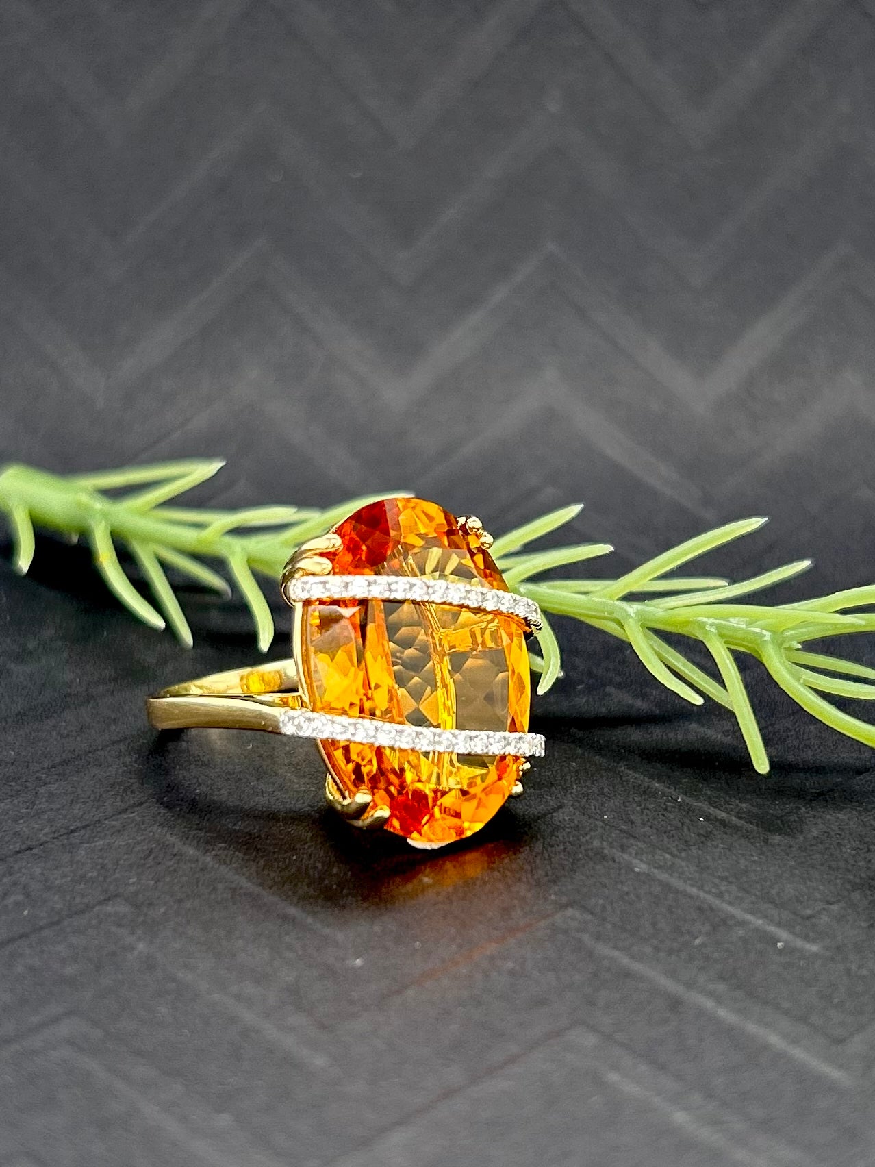 18.12 Citrine Diamond Ring