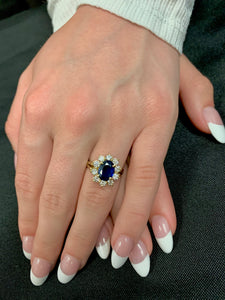 2.25 Carats Royal Sapphire Ring