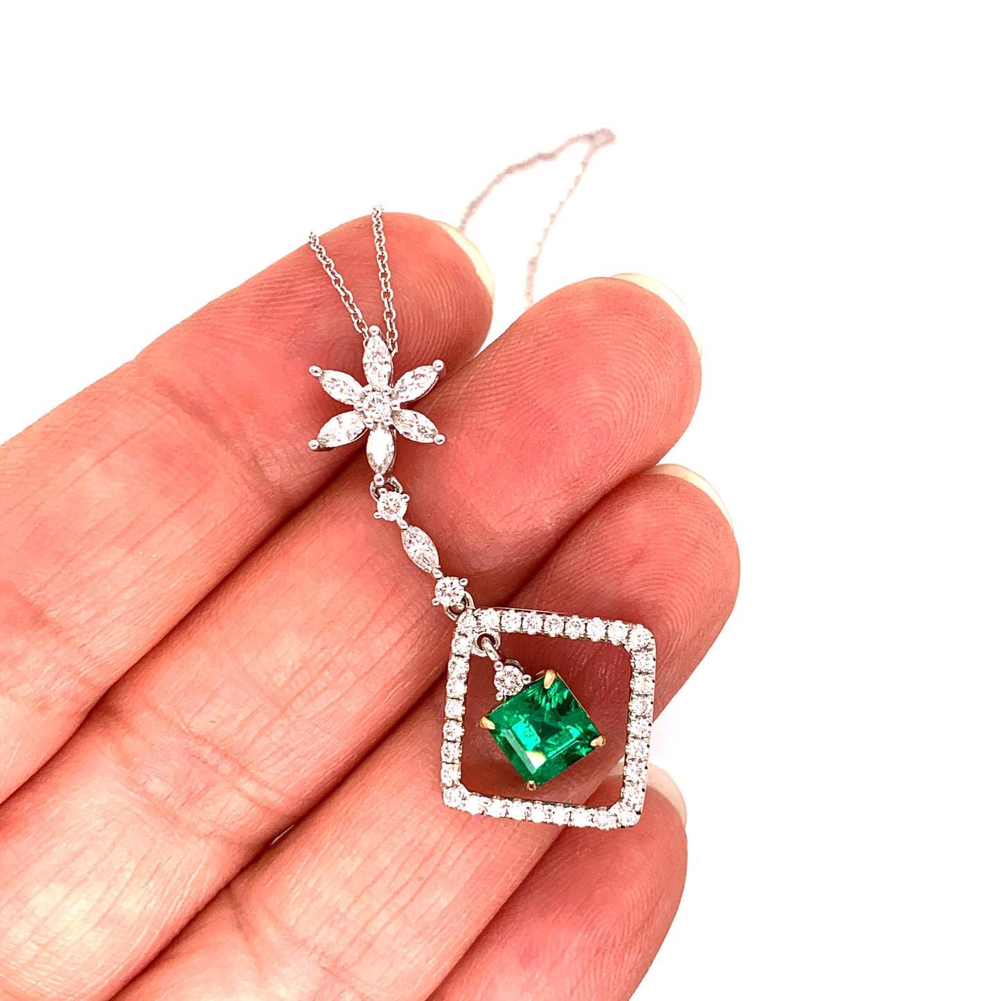 Colombian Emerald Diamond Pendant Necklace