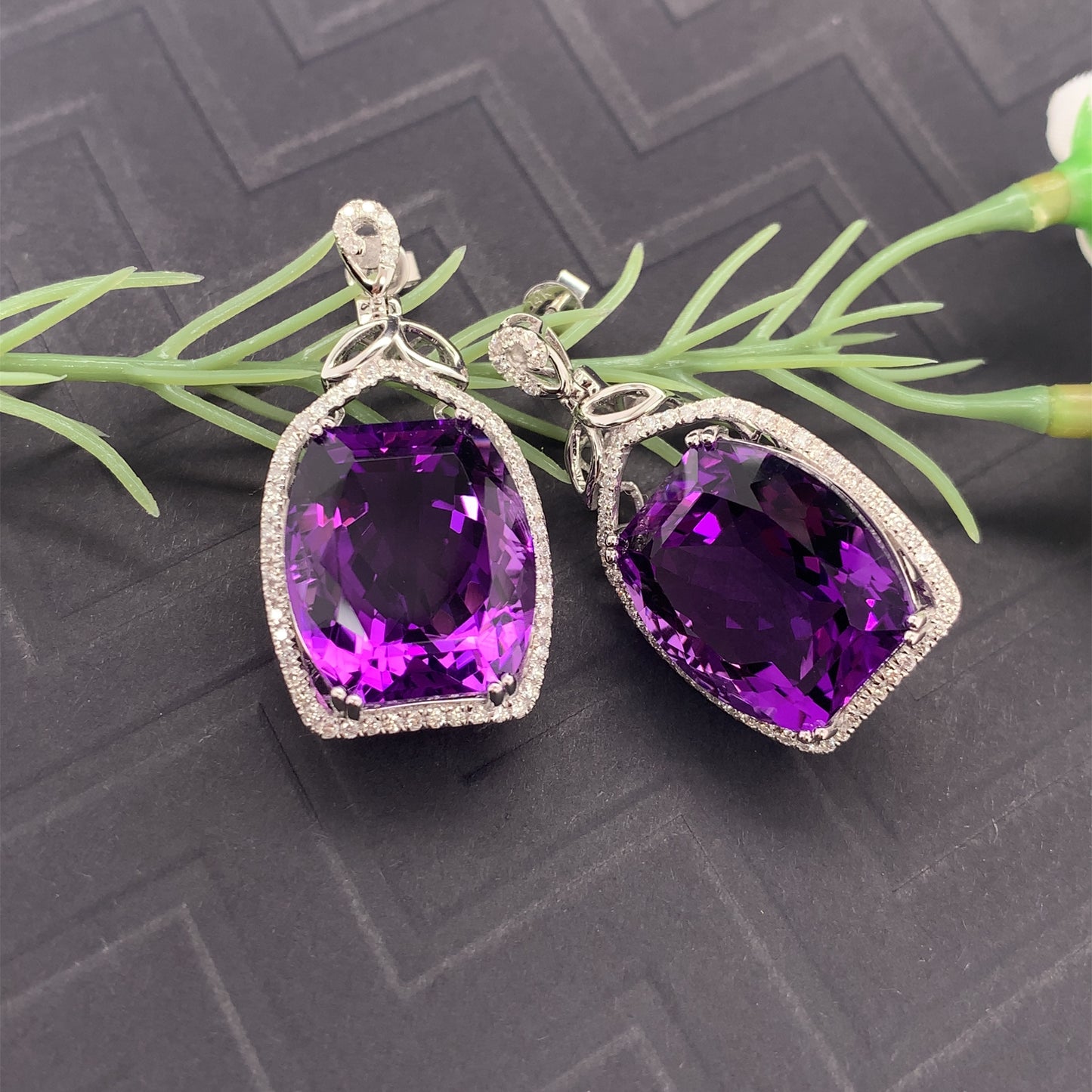 33.81 Carats Amethyst Earrings