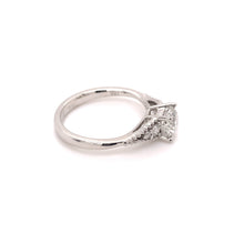Bridal 0.91 carat Diamond Ring